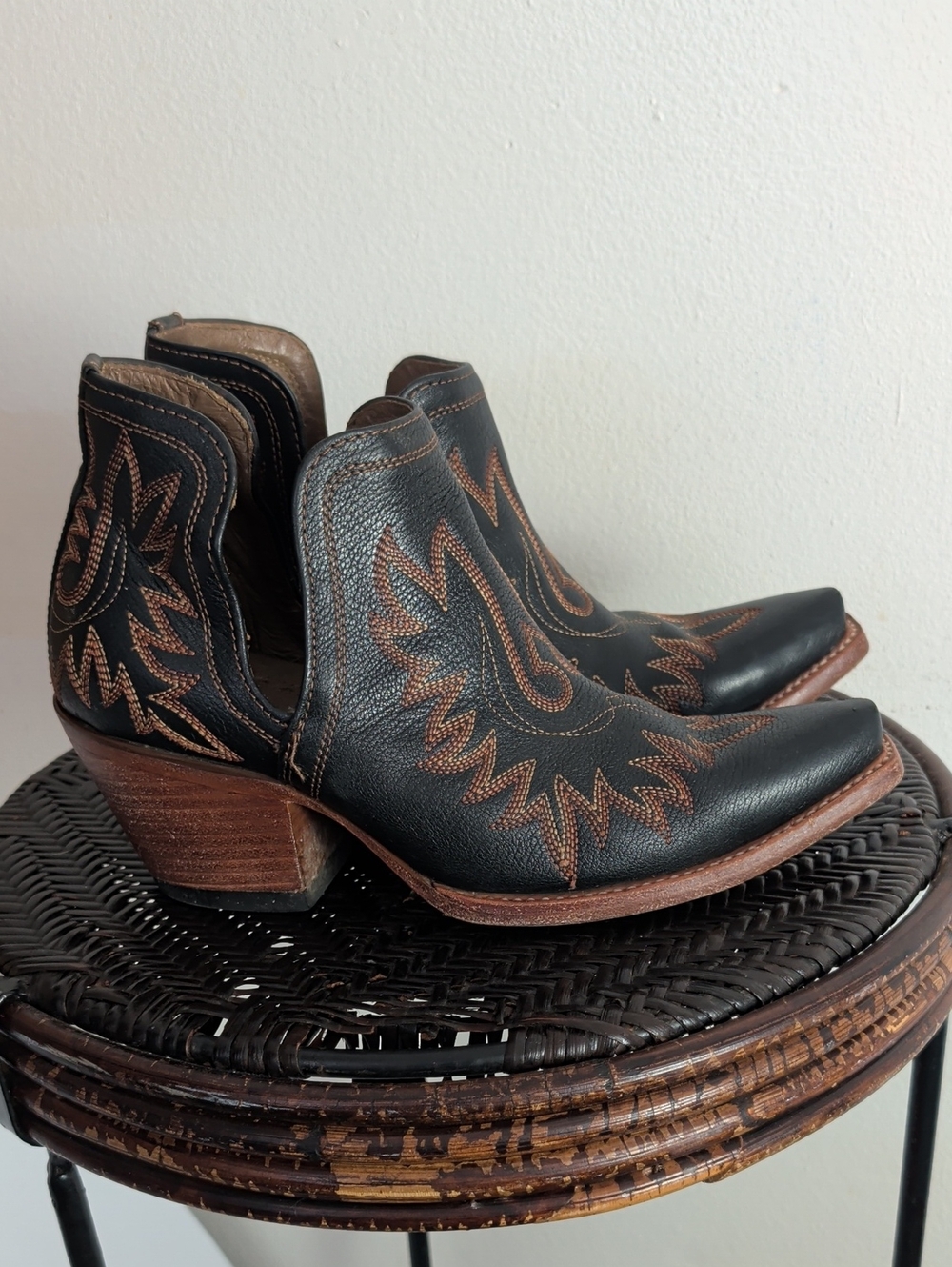 Ariat Dixon Brooklyn Boots Women’s Size 8.5 B Brown Leather Snip Toe
